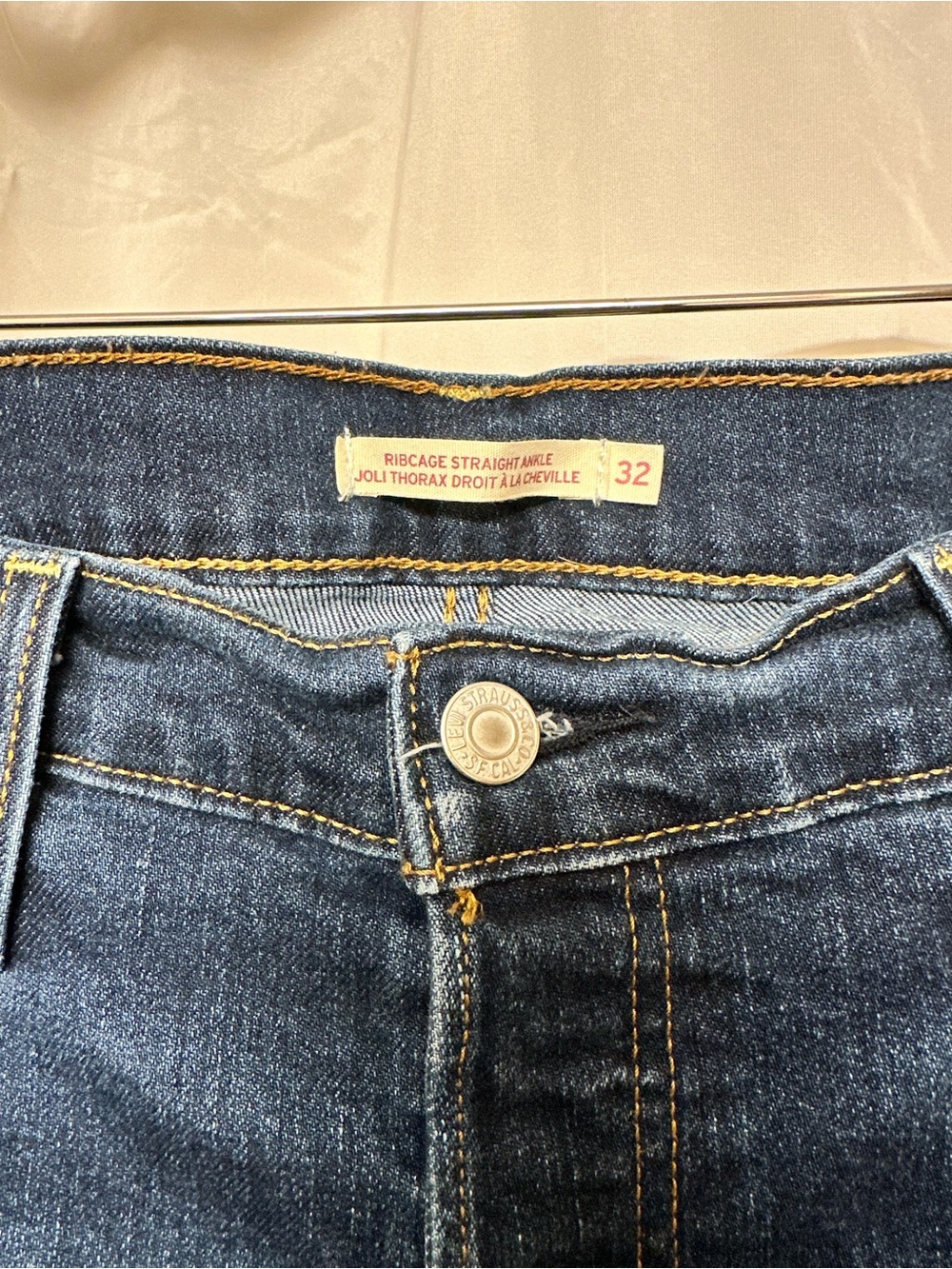 Levi's Ribcage Straight Ankle High-Rise Jeans in Dark Blue Wash 32 - Picture 9 of 13